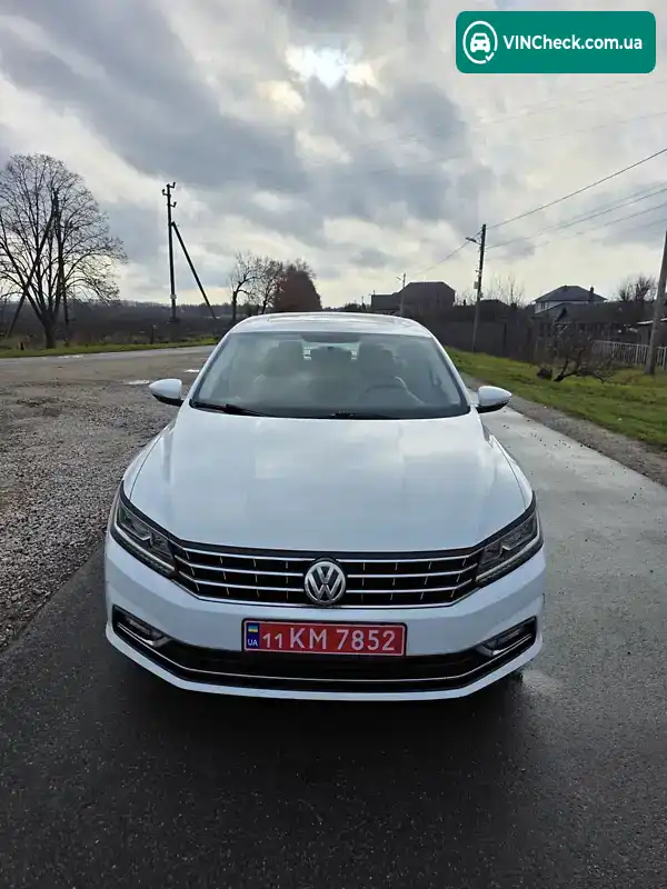 Volkswagen Passat 2016, фото з оголошення 1 з 18, VIN 1VWBS7A31GC043160