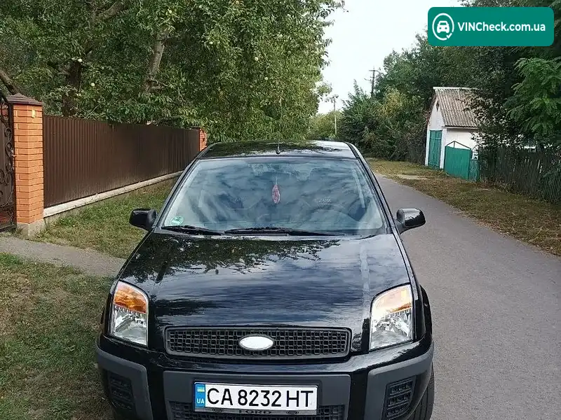Ford Fusion 2008, фото з оголошення 1 з 10, VIN WF0UXXGAJU8C32554