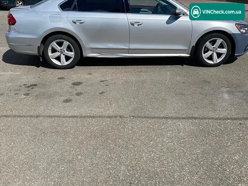 Volkswagen Passat 2015, фото з оголошення 1 з 20, VIN 1VWCT7A38GC018354