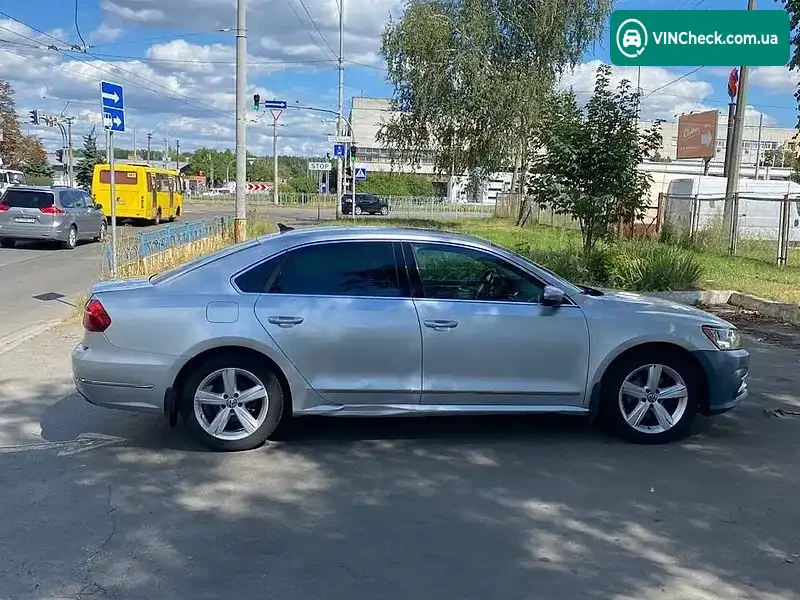 Volkswagen Passat 2015, фото з оголошення 2 з 20, VIN 1VWCT7A38GC018354