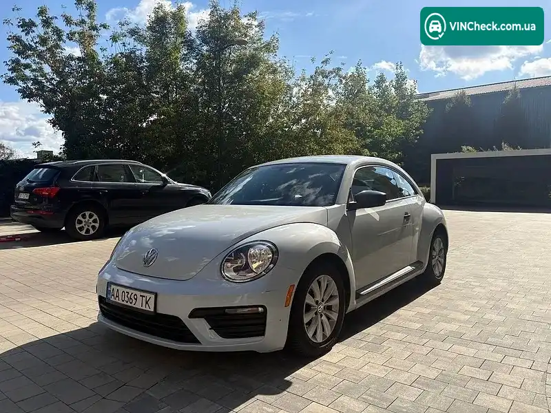 Volkswagen Beetle 2017, фото з оголошення 2 з 12, VIN 3VWFD7AT3JM703376