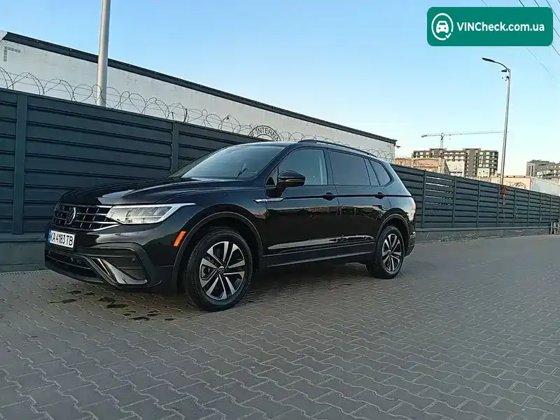 Volkswagen Tiguan 2024, фото з оголошення 2 з 20, VIN 3VVRB7AX8RM226546