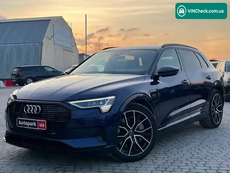 Audi e-tron 2022, фото з оголошення 1 з 21, VIN WA1AAAGE7NB037660