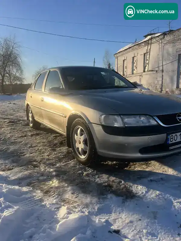Opel Vectra 1996, фото з оголошення 2 з 13, VIN W0L000038T5247454