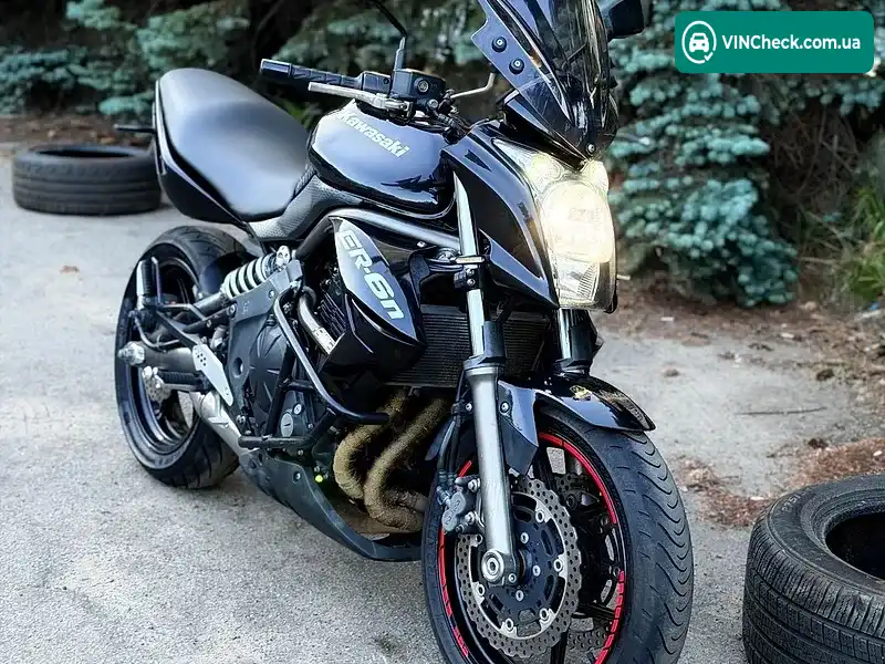 Kawasaki ER-6N 2010, фото з оголошення 1 з 6, VIN JKAER650CCDA39886