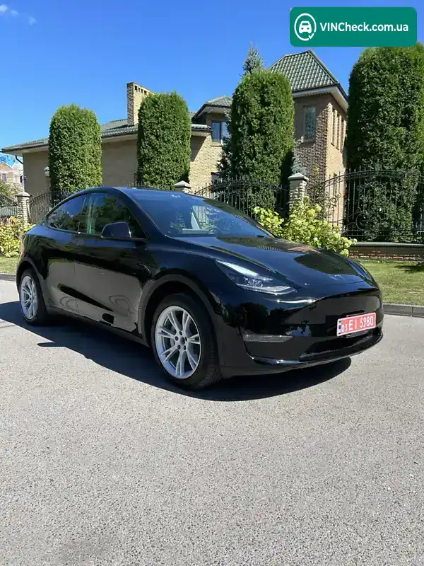 Tesla Model Y 2023, фото з оголошення 1 з 20, VIN 7SAYGDEE8PA182570