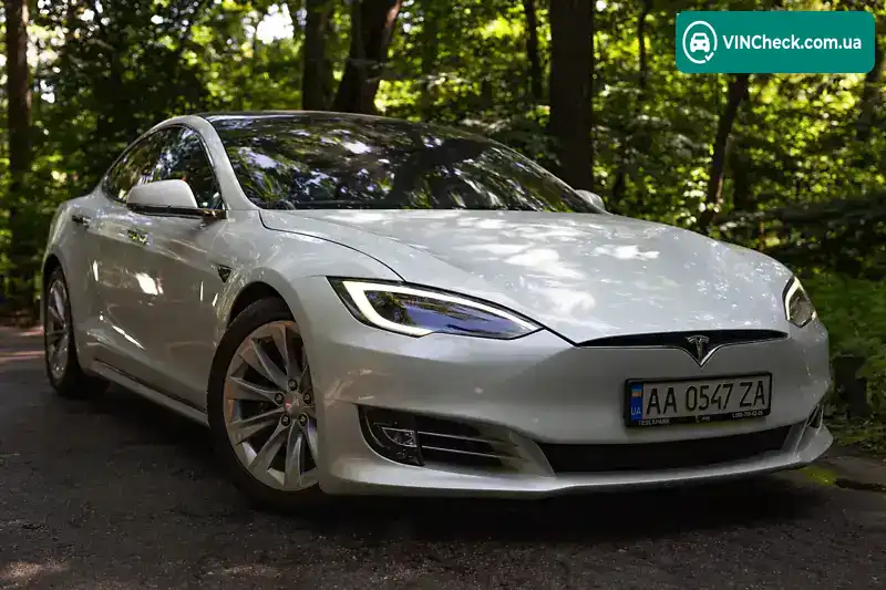 Tesla Model S 2020, фото з оголошення 1 з 20, VIN 5YJSA7E20LF404821