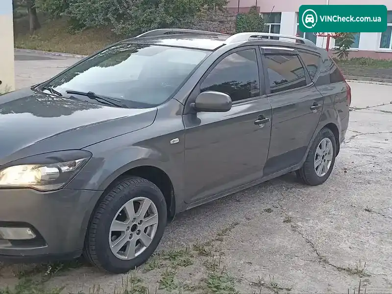 Kia Ceed 2011, фото з оголошення 2 з 20, VIN U5YHC816ACL220069