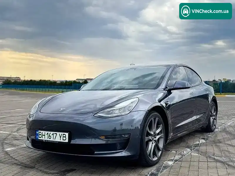 Tesla Model 3 2021, фото з оголошення 1 з 20, VIN 5YJ3E1EB0MF916179