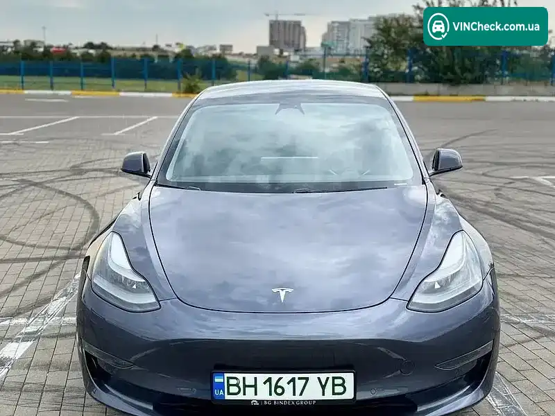 Tesla Model 3 2021, фото з оголошення 2 з 20, VIN 5YJ3E1EB0MF916179
