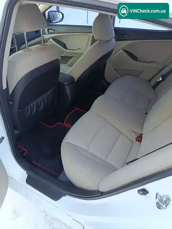 Kia Optima 2013, фото з оголошення 2 з 10, VIN KNAGM4A70D5394109