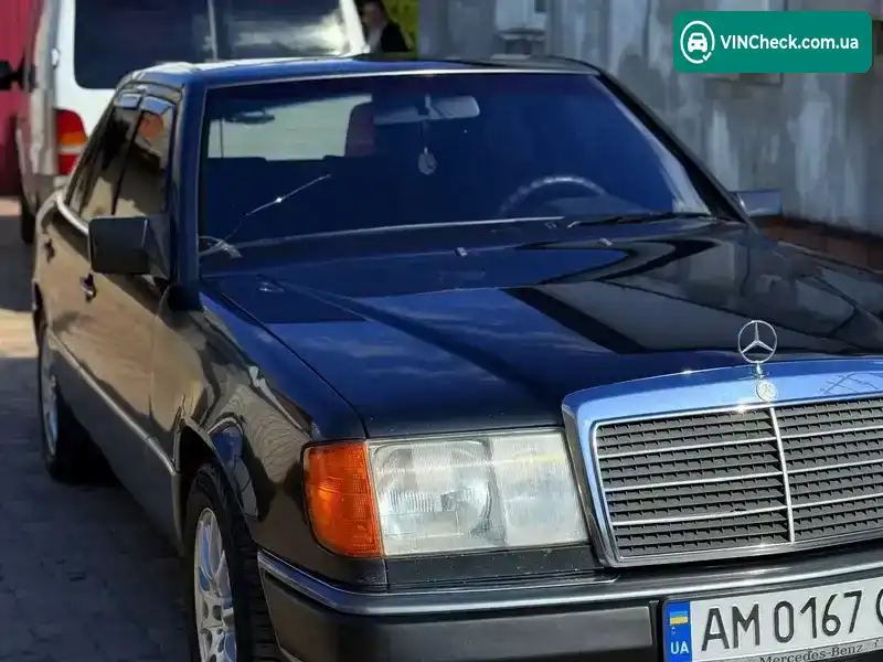 Mercedes-Benz E-Class 1993, фото з оголошення 2 з 17, VIN WDB1240191B985266