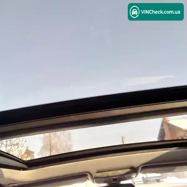BMW 3 Series 2015, фото з оголошення 2 з 4, VIN WBA8L71060K552279