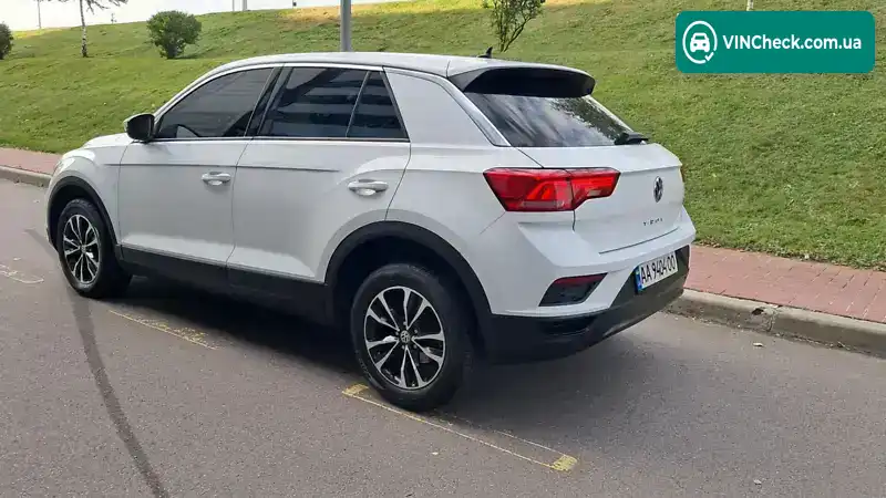 Volkswagen T-Roc 2019, фото з оголошення 1 з 20, VIN WVGZZZA1ZLV002007