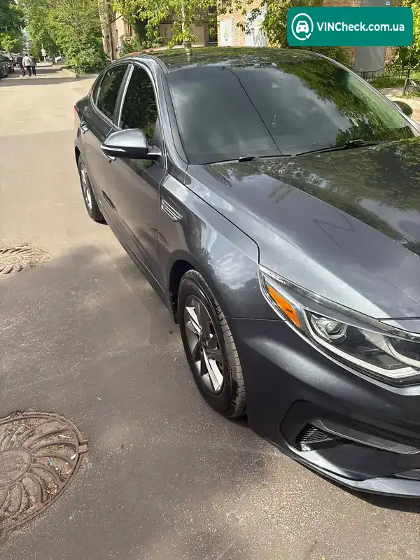Kia Optima 2019, фото з оголошення 1 з 18, VIN 5XXGT4L32LG381999