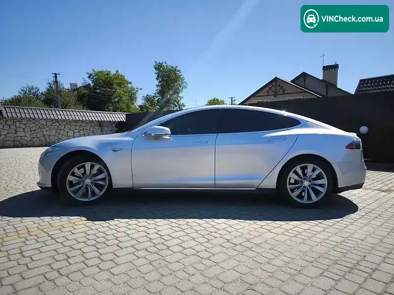 Tesla Model S 2014, фото з оголошення 1 з 15, VIN 5YJSA1H11EFP52985