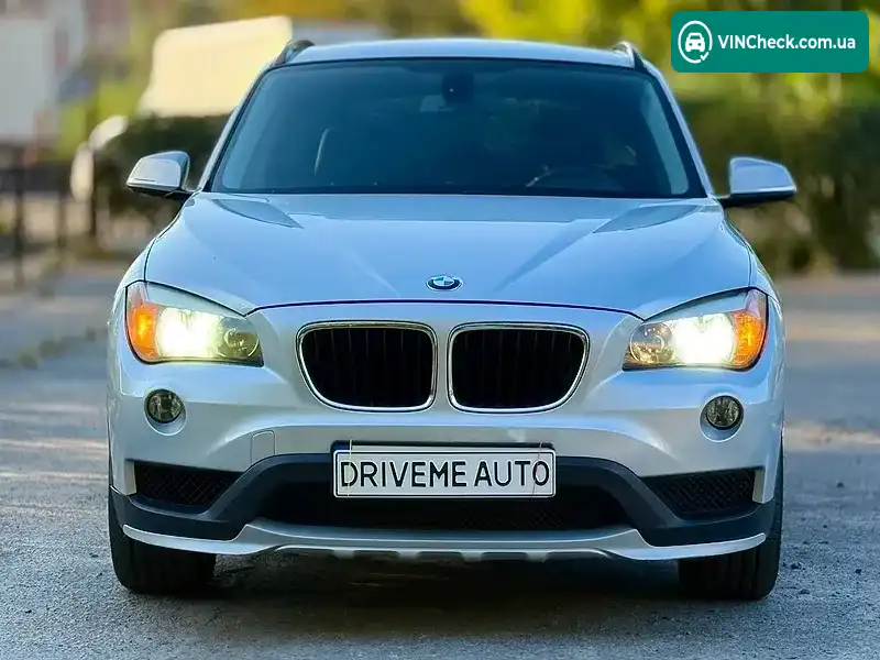 BMW X1 2015, фото з оголошення 2 з 20, VIN WBAVL1C55FVY36499