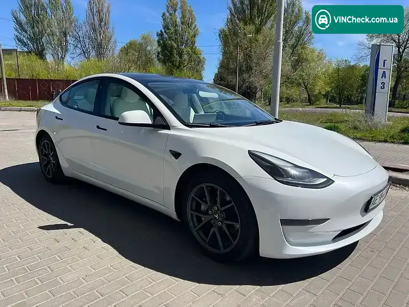 Tesla Model 3 2023, фото з оголошення 2 з 17, VIN 5YJ3E1EA0PF515761