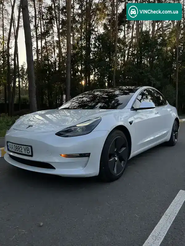 Tesla Model 3 2022, фото з оголошення 2 з 20, VIN 5YJ3E1EB5NF160513