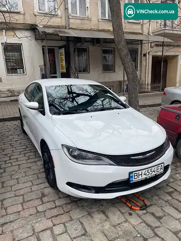Chrysler 200 2014, фото з оголошення 1 з 12, VIN 1C3CCCBB3FN596807