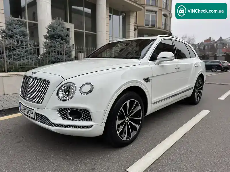 Bentley Bentayga 2017, фото з оголошення 2 з 21, VIN SJAAC2ZVXJC016875