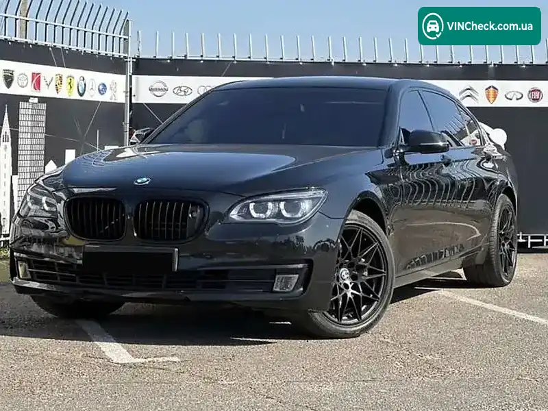 BMW 7 Series 2013, фото з оголошення 1 з 21, VIN WBAYF81010D184384
