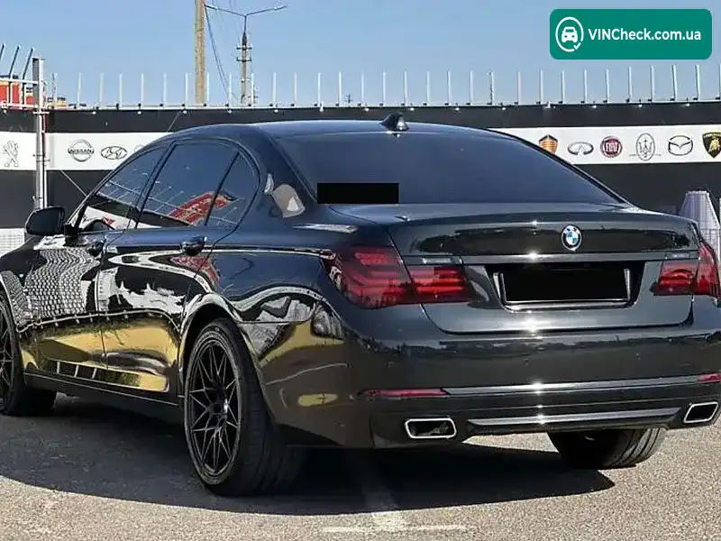 BMW 7 Series 2013, фото з оголошення 2 з 21, VIN WBAYF81010D184384