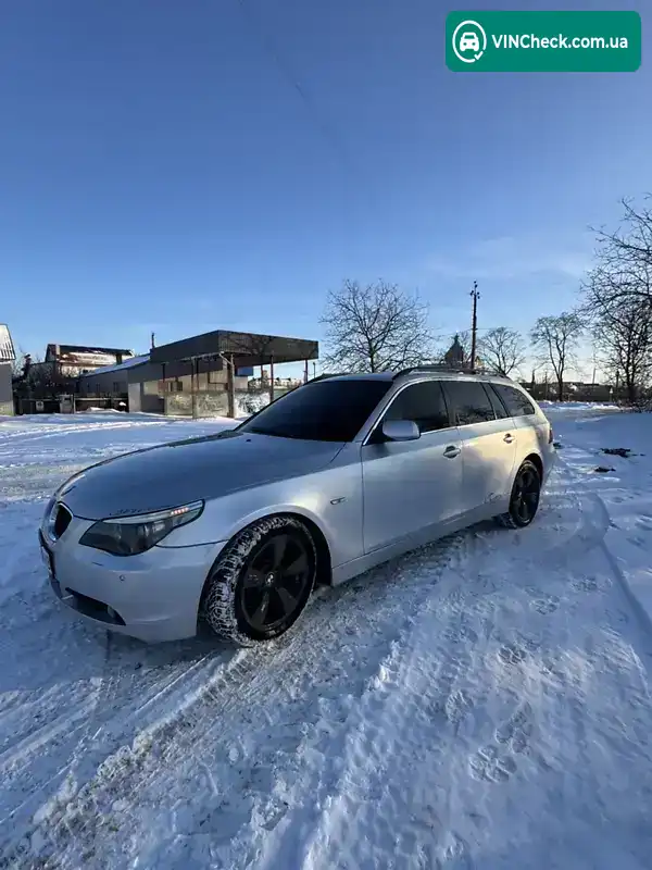 BMW 5 Series 2005, фото з оголошення 2 з 13, VIN WBANJ51070B411704