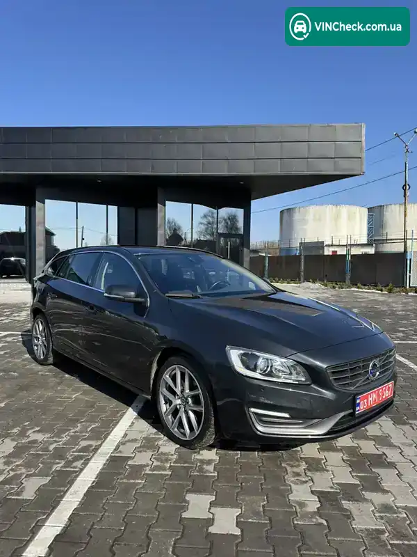 Volvo V60 2014, фото з оголошення 2 з 21, VIN YV1FW73CDE1203037