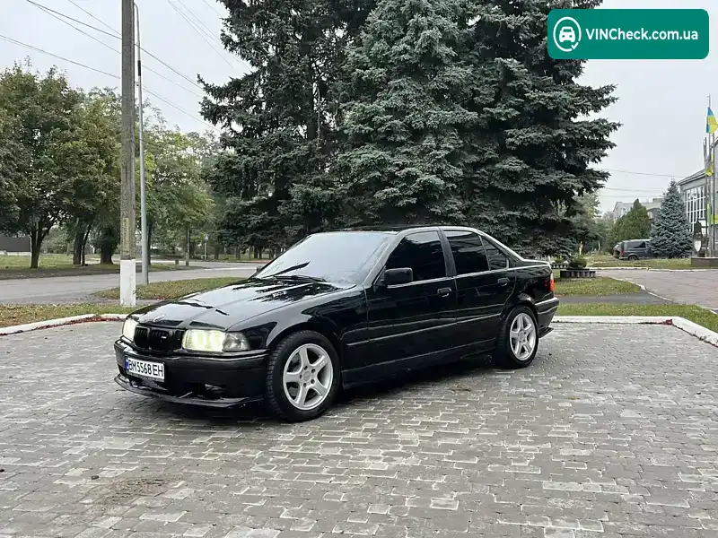 BMW 3 Series 1992, фото з оголошення 2 з 21, VIN WBACB31090FD50361