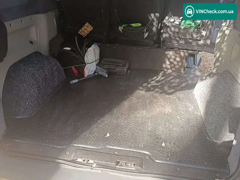 Renault Trafic 2011, фото з оголошення 2 з 12, VIN VF1FLAHA6BY403301