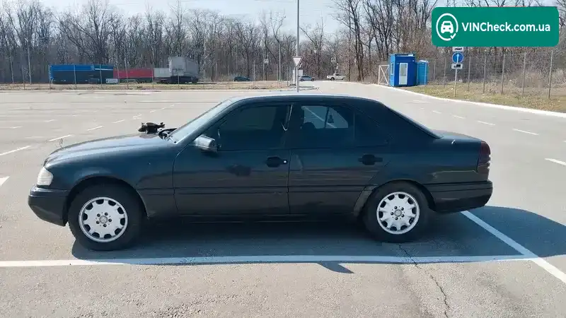 Mercedes-Benz C-Class 1997, фото з оголошення 2 з 19, VIN WDB2020181F600325