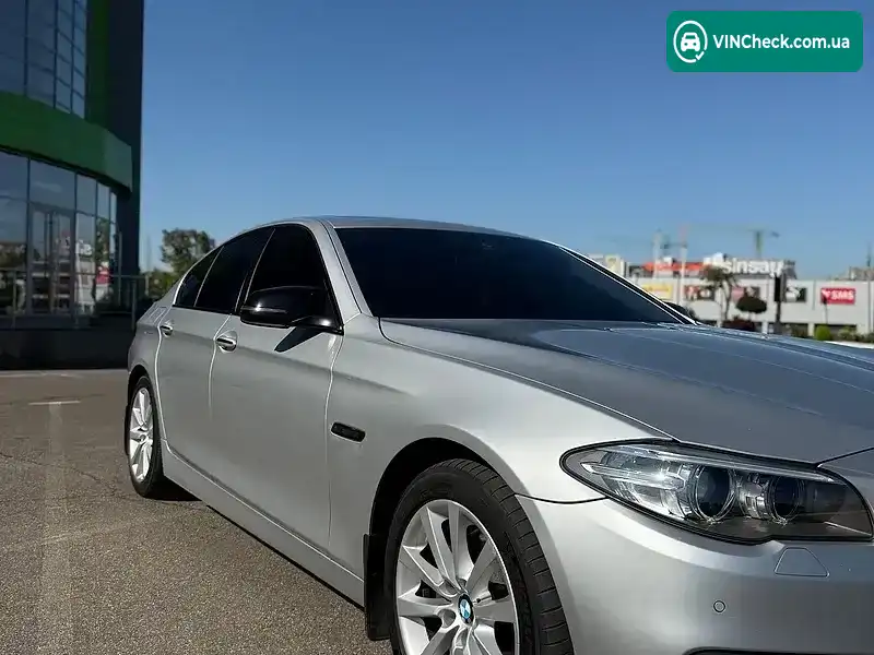 BMW 5 Series 2013, фото з оголошення 2 з 16, VIN WBA5B9100ED565140