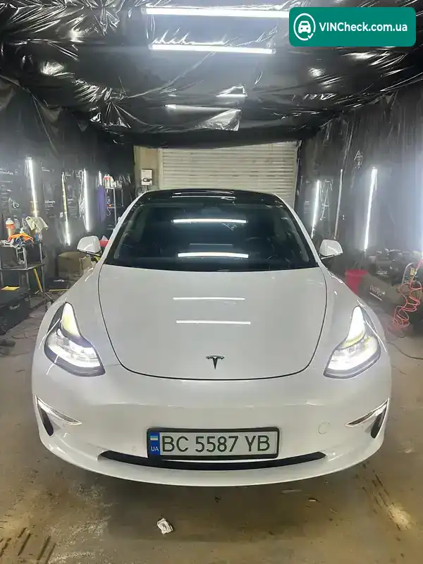 Tesla Model 3 2022, фото з оголошення 1 з 21, VIN 5YJ3E1EB7NF184179