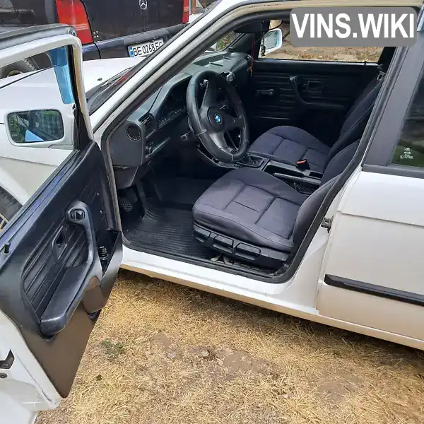 BMW 3 Series 1987, фото з оголошення 2 з 14, VIN WBAAC310101342463