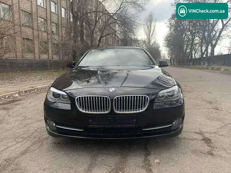 BMW 5 Series 2013, фото з оголошення 2 з 20, VIN WBAFZ9C5XDD090877