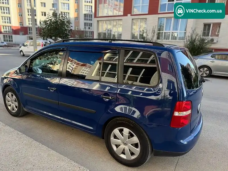 Volkswagen Touran 2003, фото з оголошення 2 з 9, VIN WVGZZZ1TZ4W070657