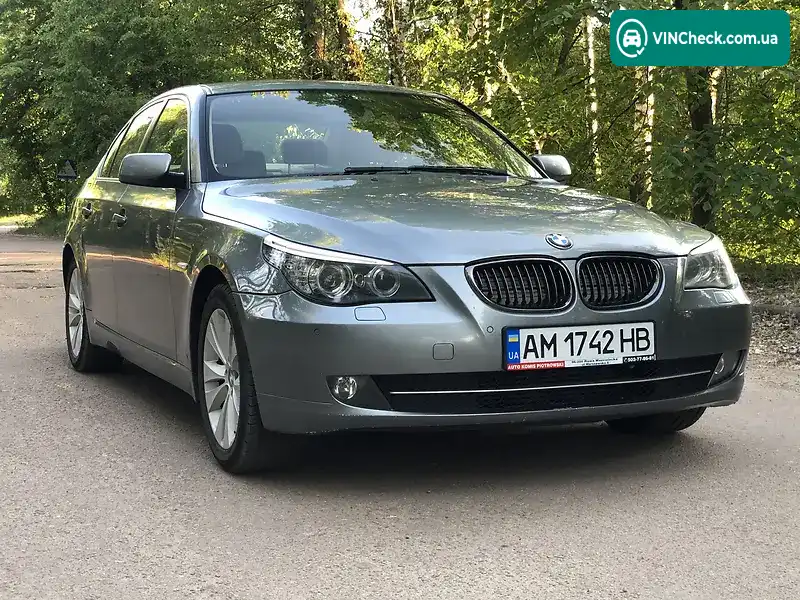 BMW 5 Series 2007, фото з оголошення 2 з 20, VIN WBANX31020CW79475