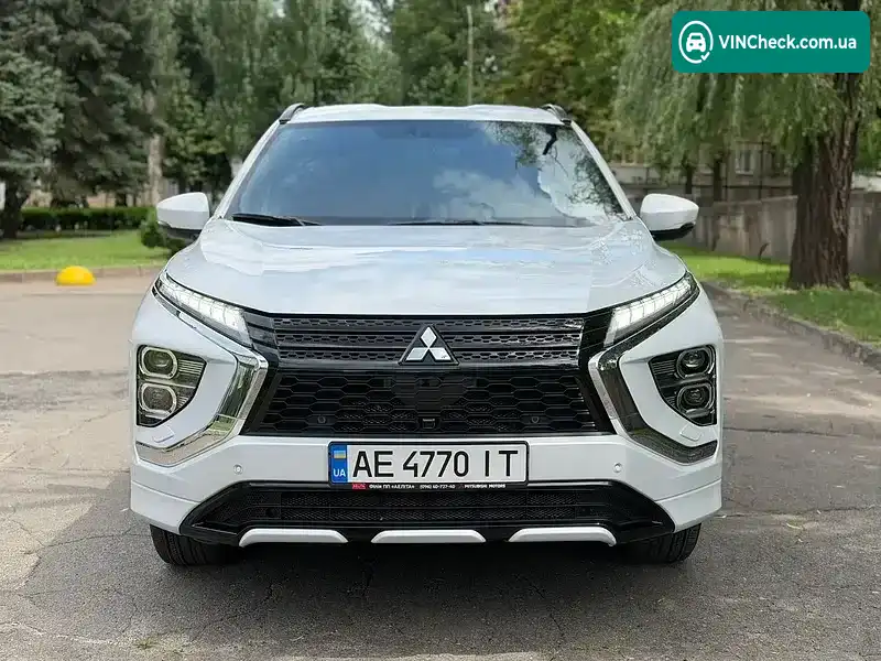 Mitsubishi Eclipse Cross 2024, фото з оголошення 2 з 20, VIN JMBXTGK2WRZ000300