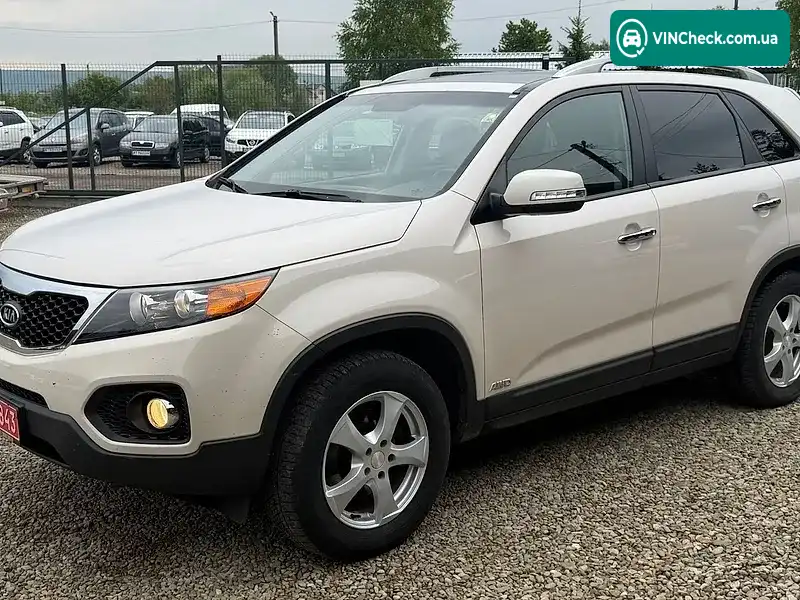 Kia Sorento 2011, фото з оголошення 2 з 20, VIN KNAKU814CB5117402