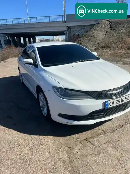 Chrysler 200 2015, фото з оголошення 2 з 16, VIN 1C3CCCBB7GN123719