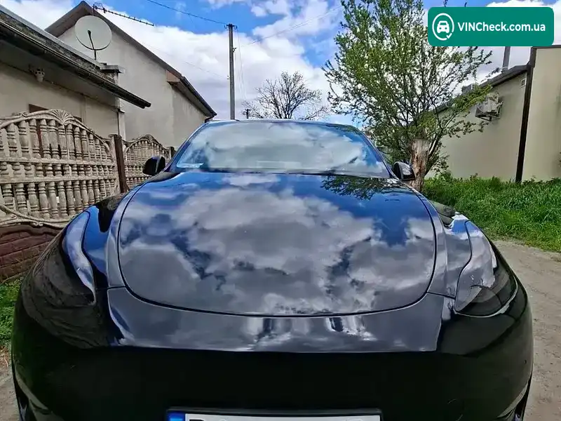 Tesla Model Y 2021, фото з оголошення 1 з 12, VIN 5YJYGDEE5MF129532