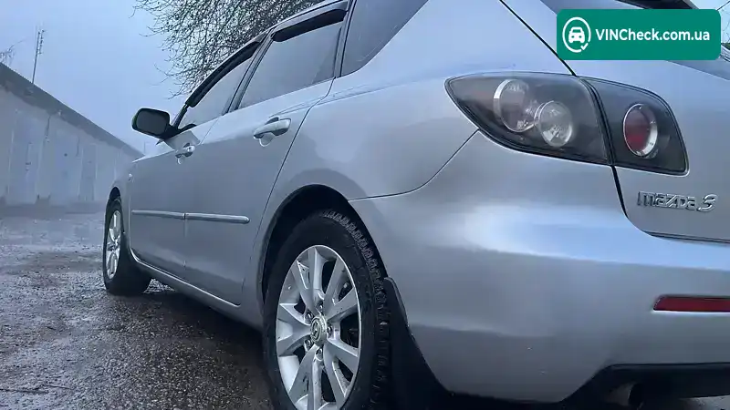 Mazda 3 2006, фото з оголошення 2 з 21, VIN JMZBK14Z571502636