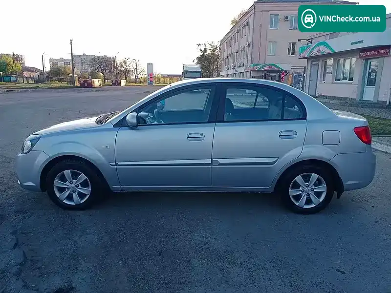 Kia Rio 2011, фото з оголошення 2 з 21, VIN KNADG411AB6808094