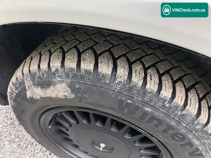 Hyundai H 200 2004, фото з оголошення 2 з 9, VIN NLJWVH7HP4Z024273