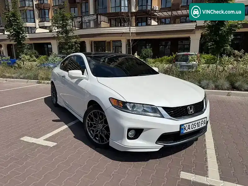 Honda Accord 2013, фото з оголошення 2 з 20, VIN 1HGCT1B80DA801834