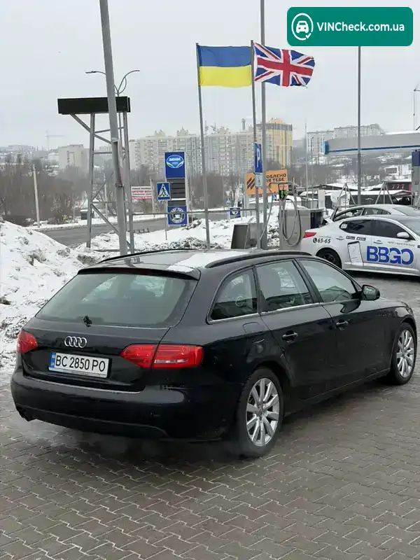Audi A4 2010, фото з оголошення 2 з 20, VIN WAUZZZ8K0BA062015