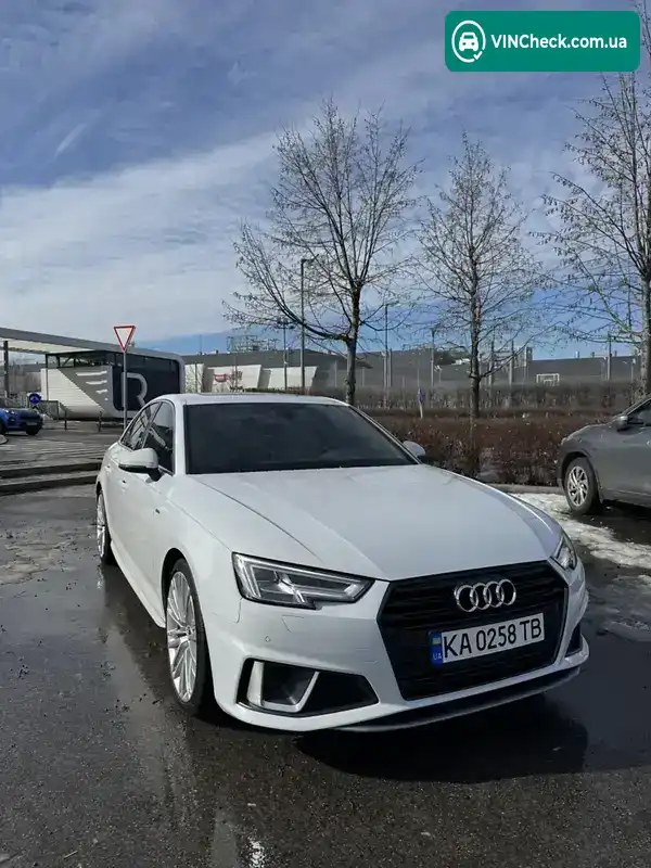 Audi A4 2019, фото з оголошення 1 з 21, VIN WAUENAF47KA053277