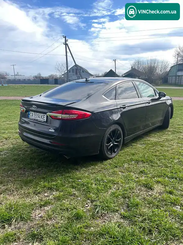 Ford Fusion 2019, фото з оголошення 2 з 12, VIN 3FA6P0HD1KR195290