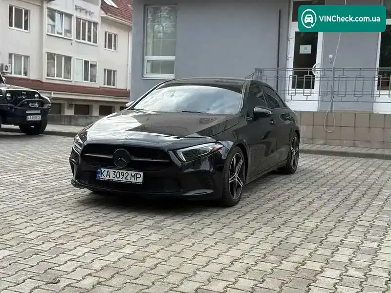 Mercedes-Benz A-Class 2019, фото з оголошення 1 з 20, VIN WDD3G4FB6KW014015